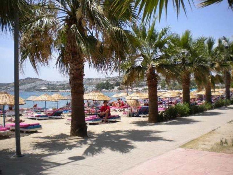 Nagi Beach Hotel Гумбет Экстерьер фото